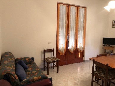 Foto Appartamento a Ameglia di 100 m² con 4 locali in vendita