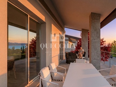 Foto Appartamento in via san carlo, Padenghe sul Garda Centro di 130 m²
