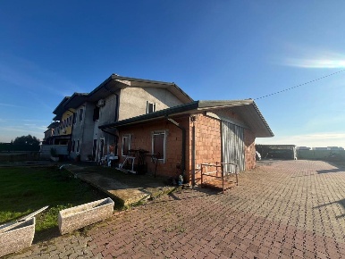 Foto Villa unifamiliare in via fiume, Albaredo d'Adige in vendita