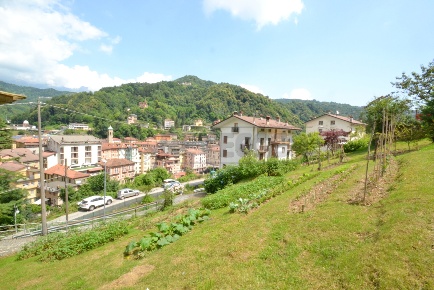 Foto Appartamento a Recoaro Terme di 138 m² con 9 locali in vendita