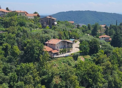 Foto Villa unifamiliare in Via A. Volta 9A, Monticelli Brusati di 630 m²