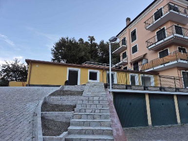 Foto Appartamento in Via San Lazzaro, Casarza Ligure di 100 m² con 4 locali