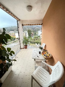Foto Appartamento a Follo di 95 m² con 4 locali in vendita