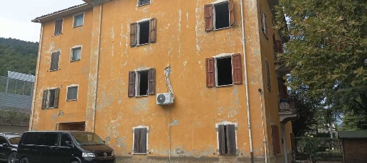 Foto Appartamento a Fornovo di Taro di 69 m² con 3 locali in vendita