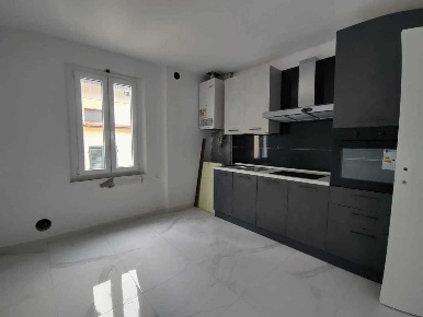 Foto Appartamento a Fornovo di Taro di 130 m² con 5 locali in vendita