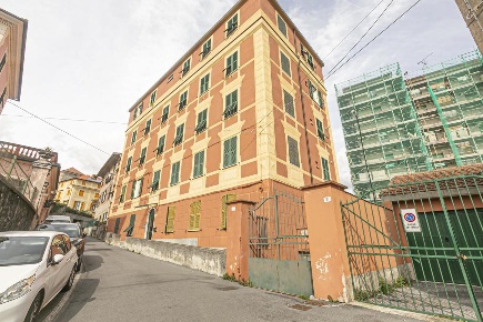 Foto Appartamento in Via Campora 5, Campomorone di 95 m² con 6 locali