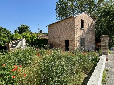 Foto Villa singola a Alseno di 60 m² con 3 locali in vendita