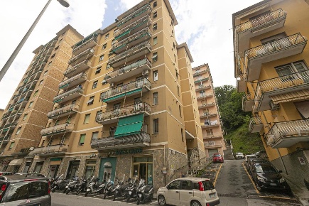 Foto Appartamento in Via Alcide De Gasperi 22, Campomorone di 46 m²
