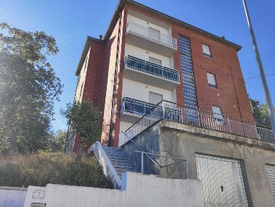 Foto Appartamento a Fornovo di Taro di 77 m² con 4 locali in vendita