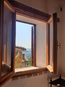 Foto Appartamento a Follo di 80 m² con 2 locali in vendita