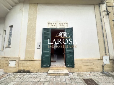 Foto Villa bifamiliare a Vernole Pisignano di 120 m² con 6 locali