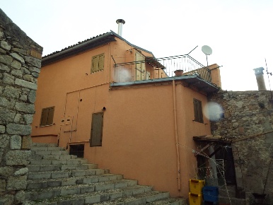 Foto Villa singola in VIA SCALELLE, Casoli di 90 m² con 4 locali in vendita