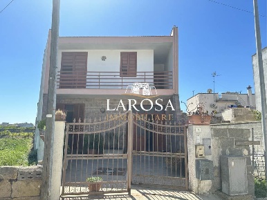 Foto Villa singola in Via del Pozzo Seccato 8, Vernole di 220 m² in vendita