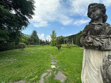 Foto Villa unifamiliare a Alseno di 230 m² con 7 locali in vendita