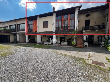 Foto Appartamento in Via Giuseppe Borghini, Collebeato di 218 m² in vendita