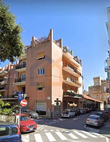 Foto Appartamento in Via del Forte, Albissola Marina di 61 m² con 3 locali