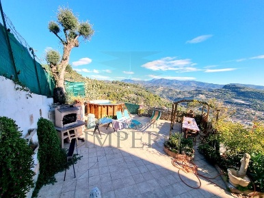 Foto Villa bifamiliare in Strada degli Olandesi 250, Camporosso di 130 m²