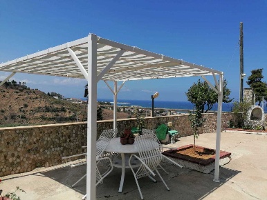 Foto Villa singola a Balestrate di 100 m² con 6 locali in vendita