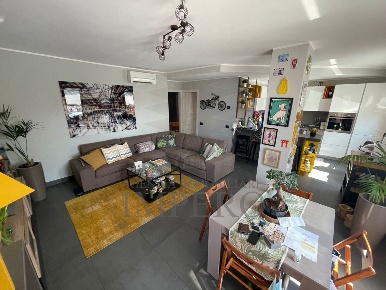 Foto Appartamento in Via Conca Verde 8, Vallecrosia di 70 m² con 3 locali