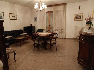 Foto Villa a schiera a Offida di 250 m² con 9 locali in vendita