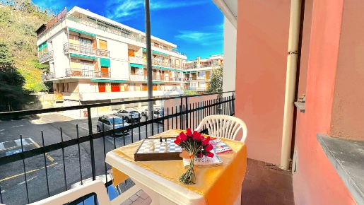 Foto Appartamento in Piazzale Piemonte 9, Albissola Marina di 58 m²