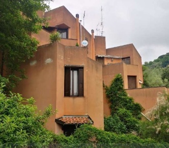 Foto Appartamento in Via Sanda 236, Celle Ligure di 91 m² con 5 locali