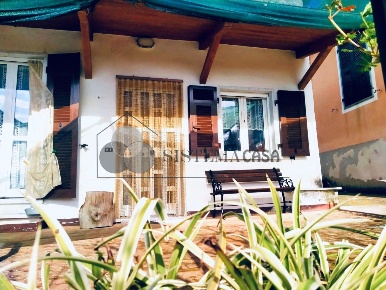 Foto Appartamento in Via dei Molini 216, Fosdinovo di 60 m² con 3 locali