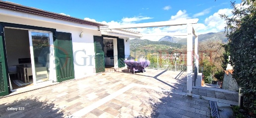 Foto Villa unifamiliare in Via San Paolo 10, Centola di 60 m² con 3 locali