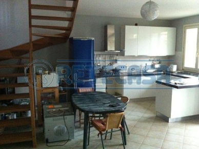 Foto Appartamento in Via Matteotti s/n, Buti di 120 m² con 4 locali