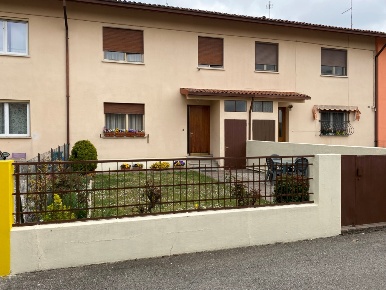 Foto Villa a schiera in Via della Repubblica 26 Basiliano 33031, Basiliano