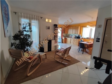 Foto Villa unifamiliare in VIA POGGIO AGLI UCCELLINI 3, Vaglia di 280 m²