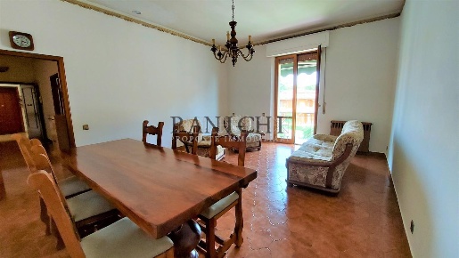 Foto Appartamento a Asciano di 155 m² con 6 locali in vendita