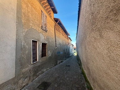 Foto Casa indipendente in Via Bianchi, Pontirolo Nuovo di 100 m² in vendita