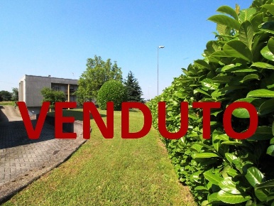 Foto Appartamento in Via Colnaghi, Cassago Brianza di 106 m² con 4 locali