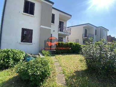 Foto Villa unifamiliare in VIA SCHIEPPATI, Calcio di 180 m² con 4 locali