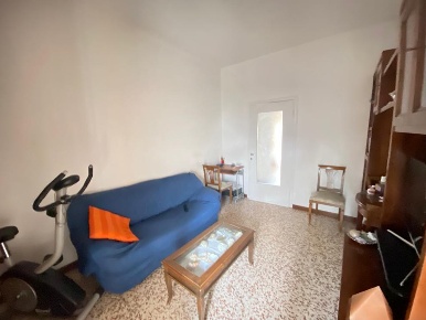 Foto Appartamento in Via Gallarate, Gazzada Schianno di 80 m² con 3 locali