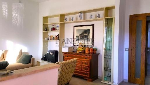 Foto Appartamento a Asciano di 95 m² con 6 locali in vendita