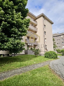 Foto Appartamento in Via Guido Rossa, Tavazzano con Villavesco di 115 m²