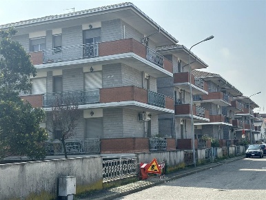 Foto Appartamento in via mascagni, Cerano di 105 m² con 3 locali in vendita
