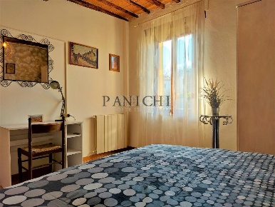 Foto Appartamento a Asciano di 91 m² con 5 locali in vendita