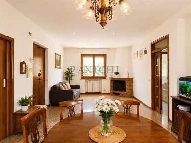 Foto Appartamento a Rapolano Terme di 140 m² con 6 locali in vendita