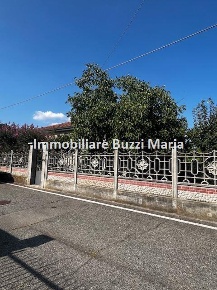 Foto Villa unifamiliare in VIA ALFIERI, Robecchetto con Induno di 130 m²