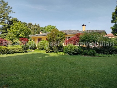 Foto Villa unifamiliare in Grantorto, Grantorto di 827 m² con 8 locali
