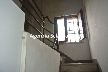Foto Villa a schiera a Montelabbate di 150 m² con 10 locali in vendita