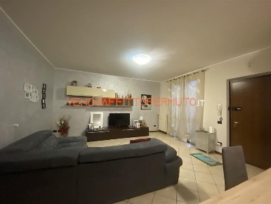 Foto Villa bifamiliare in via locatelli, Cividate al Piano di 210 m²