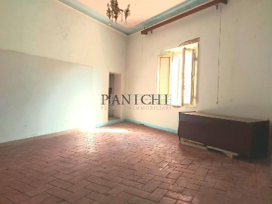 Foto Appartamento a Asciano di 113 m² con 6 locali in vendita