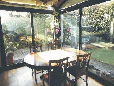 Foto Villa unifamiliare in Via Filippo Turati, Albiate di 220 m² in vendita