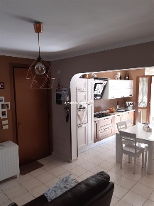 Foto Appartamento a Montelabbate di 95 m² con 5 locali in vendita