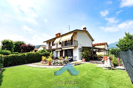 Foto Villa unifamiliare in via Buzzone 8, San Paolo d'Argon di 174 m²