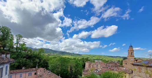 Foto Villa singola a Rivergaro di 300 m² con 7 locali in vendita